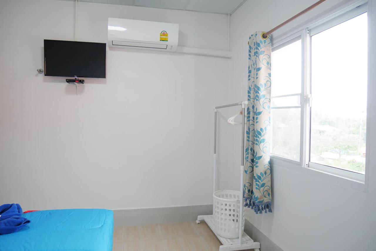 Nawee Guesthouse Sairee Ko Tao Esterno foto