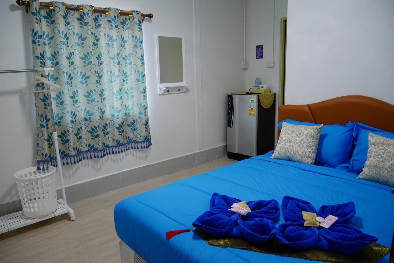 Nawee Guesthouse Sairee Ko Tao Esterno foto